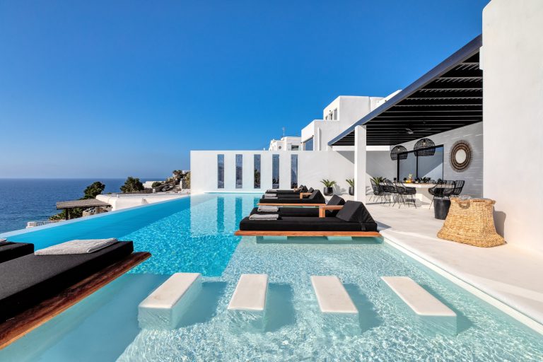 Villa Azurite in Mykonos, Psarou available by Presidence