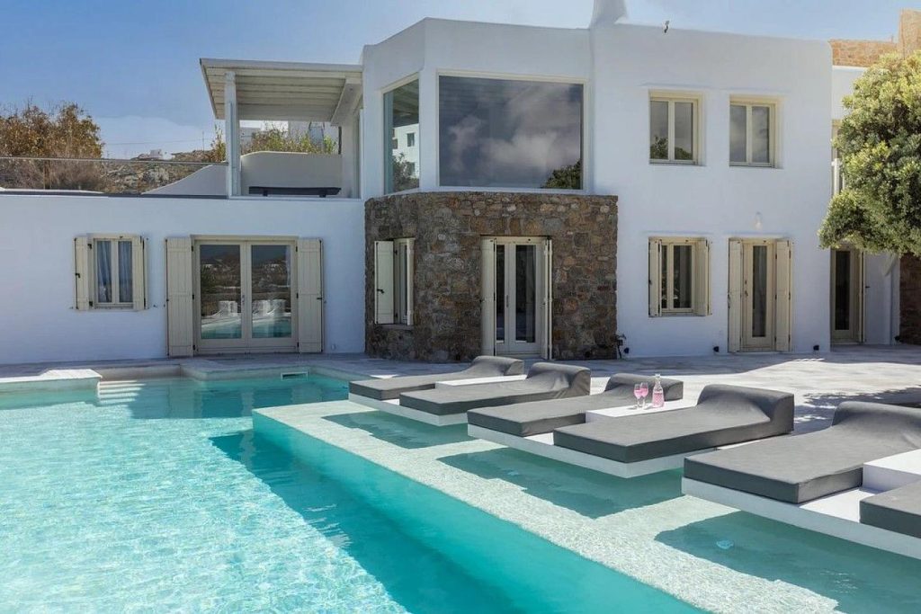 Villa Terra in Ftelia-mykonos available for rent by Presidence