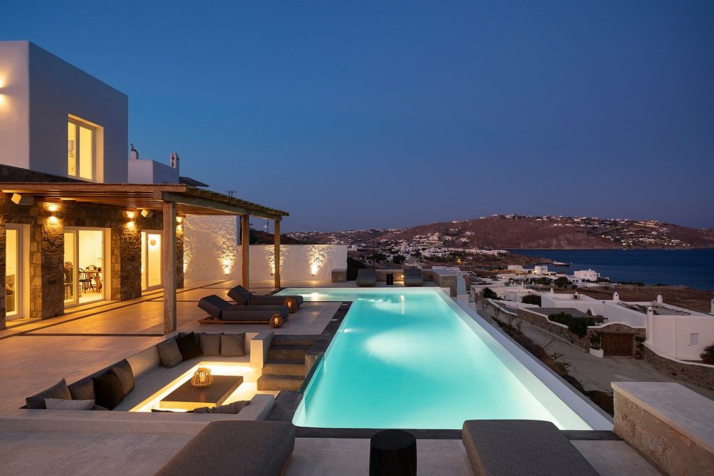 https://www.thepresidence.com/wp-content/uploads/2023/10/Luxury-Villa-Genesis-in-Mykonos-by-Divine-Property_67-1024x683.jpg