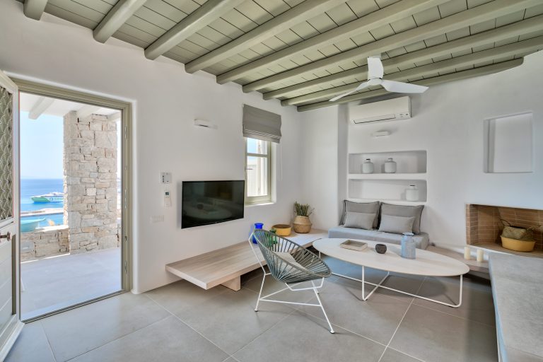 Villa Silk in Mykonos, Tourlos available by Presidence