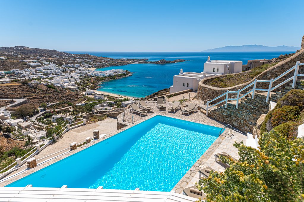 Villa Thea in Psarou-mykonos available for rent by Presidence