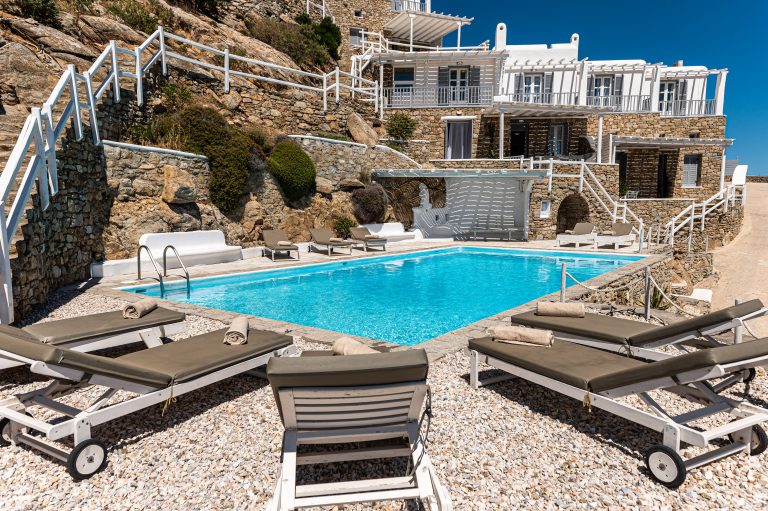 Villa Thea in Mykonos, Psarou available by Presidence