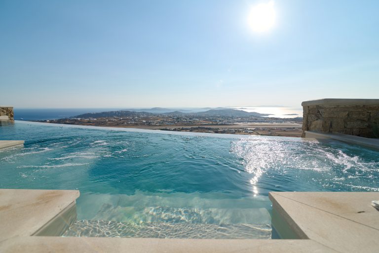 Villa Margot in Mykonos, Plintri available by Presidence