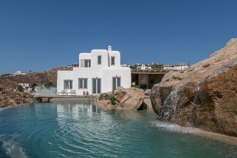 Villa Rosie in Mykonos, Tourlos available by Presidence