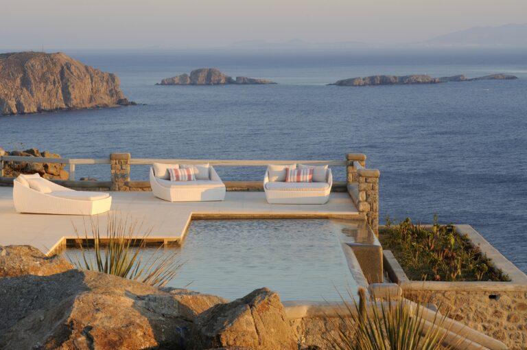 Sundara Complex in Mykonos, Pouli available by Presidence