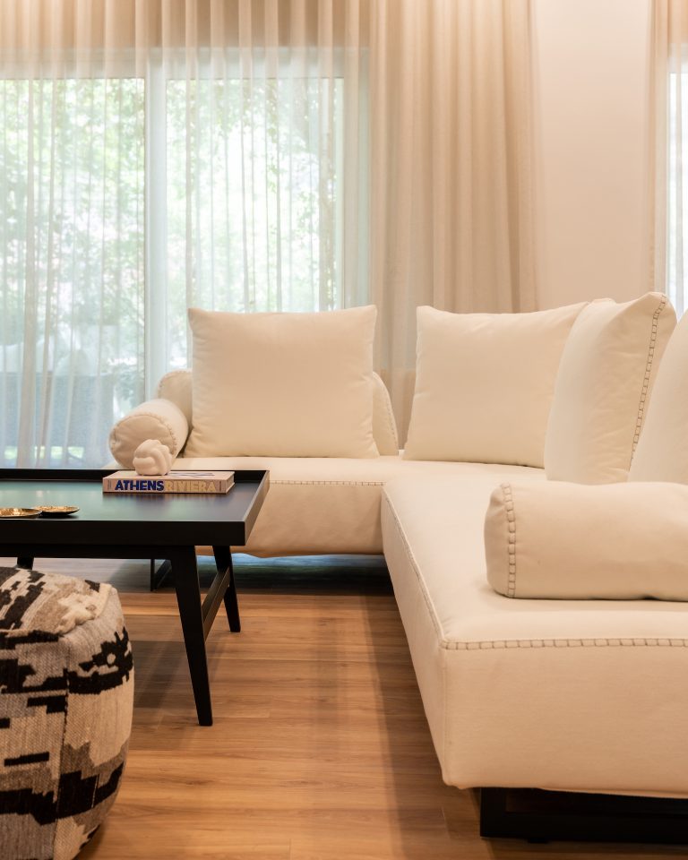 Apartment Topaz in Athens available by Presidence