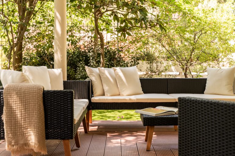 Apartment Topaz in Athens available by Presidence