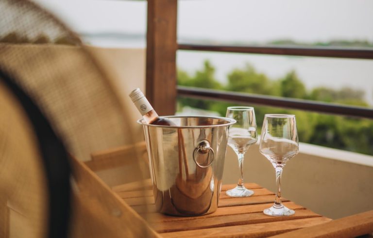 Apartment Solis in Athens available by Presidence